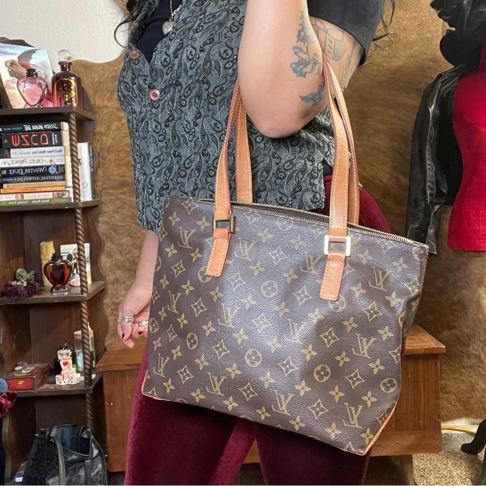 Authentic LOUIS VUITTOn cabas pm - Picture 16 of 16